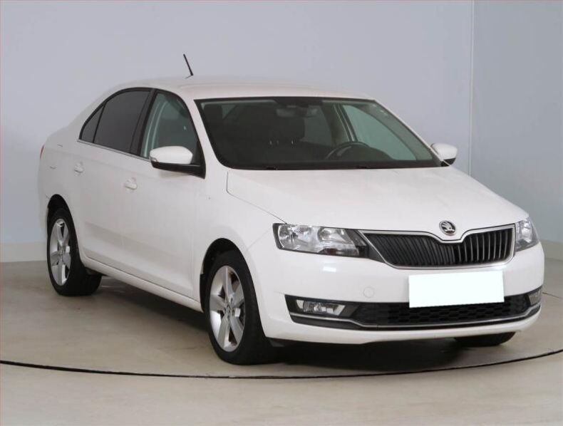 Škoda Rapid - hlavní foto