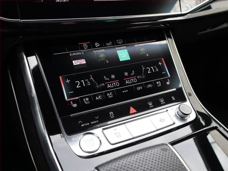 Audi Q7 - hlavní fotka