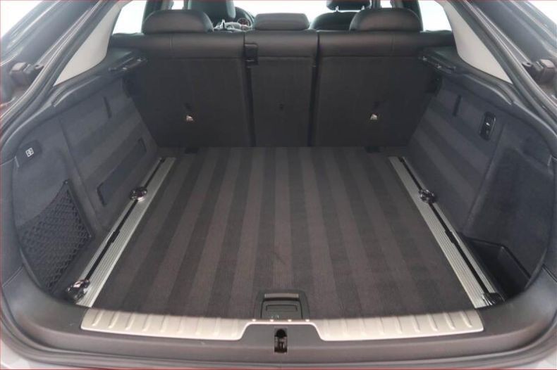 BMW X6 - hlavní fotka