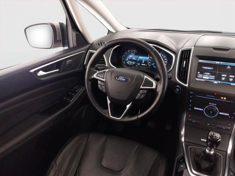 Ford S-MAX - hlavní fotka