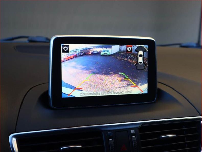 Mazda 3 - hlavní fotka