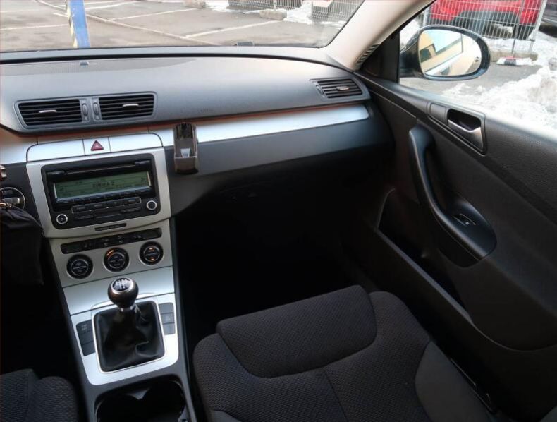 Volkswagen Passat - hlavní fotka