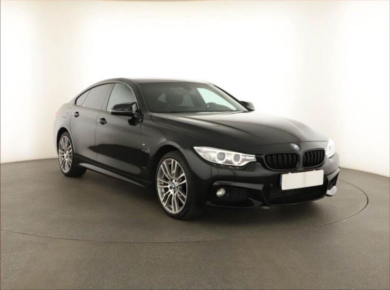 BMW Řada 4 - hlavní foto