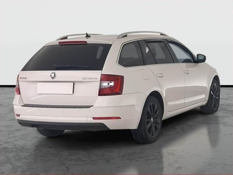 Škoda Octavia - hlavní fotka