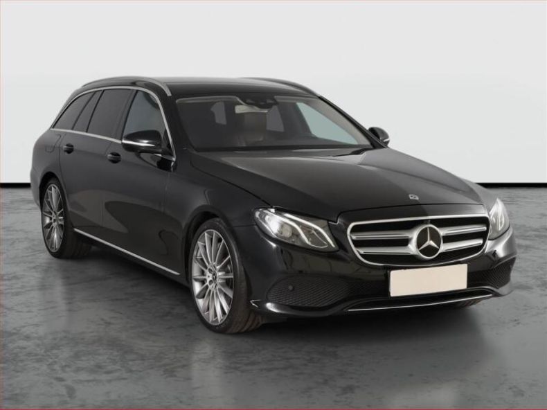 Mercedes Třída E - hlavní foto