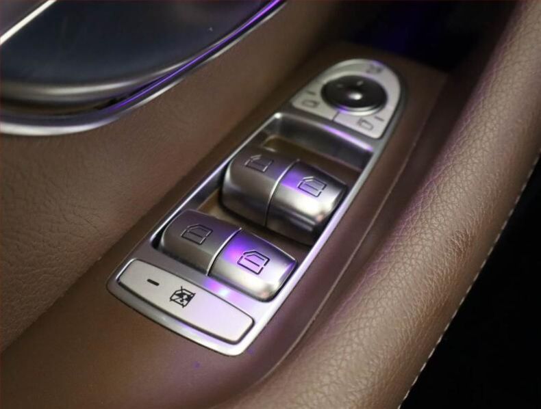 Mercedes Třída E - hlavní fotka