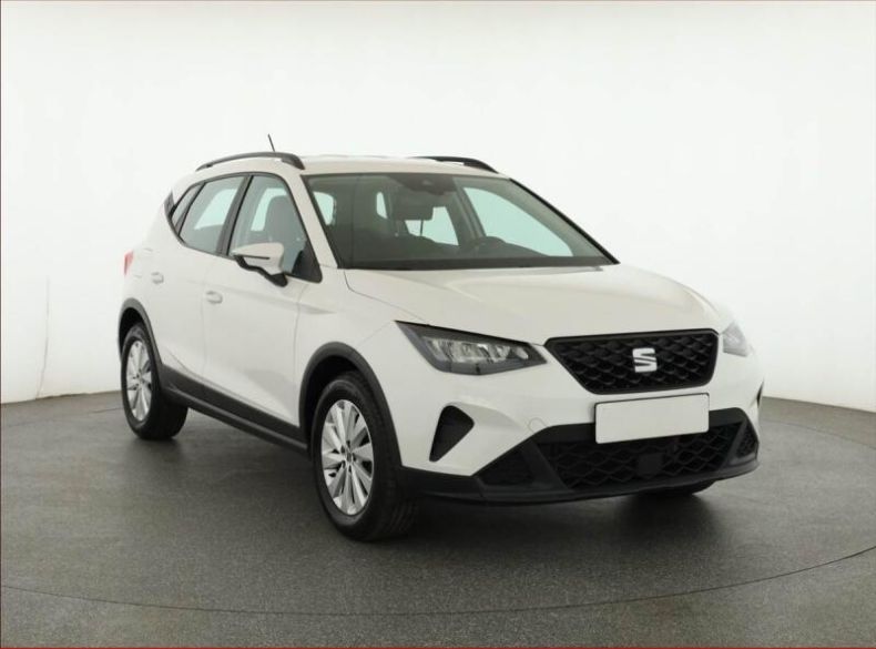 Seat Arona - hlavní fotka