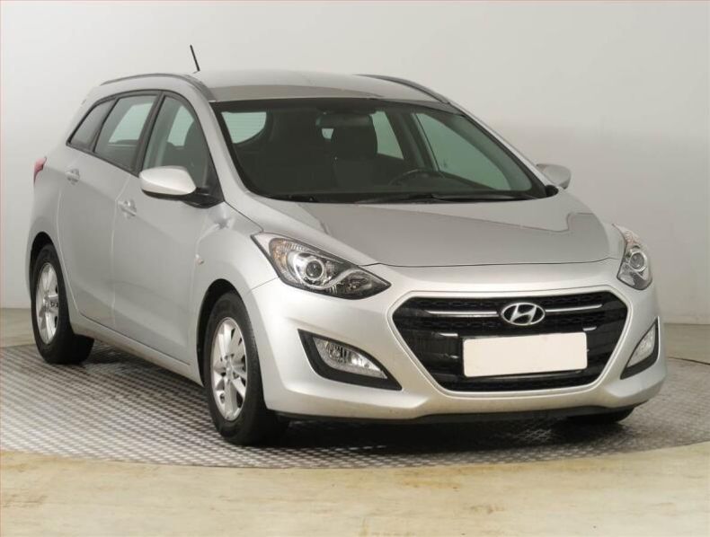 Hyundai i30 - hlavní foto