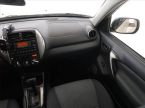 Toyota RAV 4 - fotka číslo 7