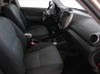 Toyota RAV 4 - fotka číslo 8