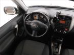Toyota RAV 4 - fotka číslo 6