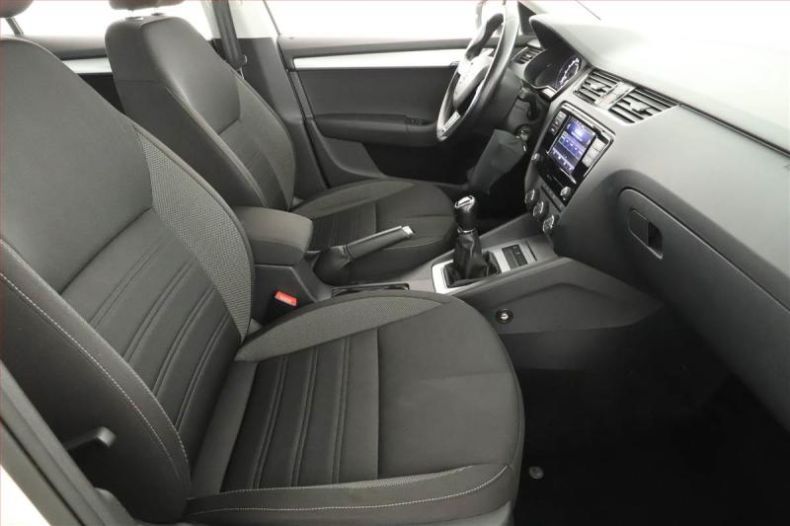 Škoda Octavia - hlavní fotka