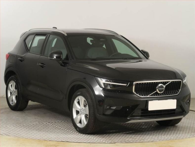 Volvo XC40 - hlavní foto