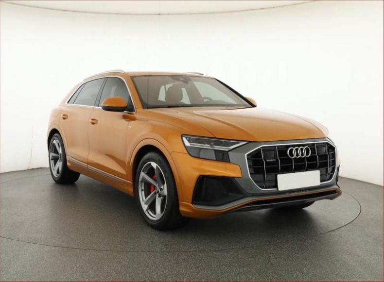 Audi Q8 - hlavní foto