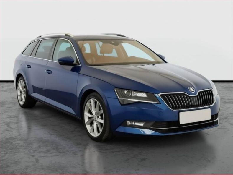 Škoda Superb - hlavní foto
