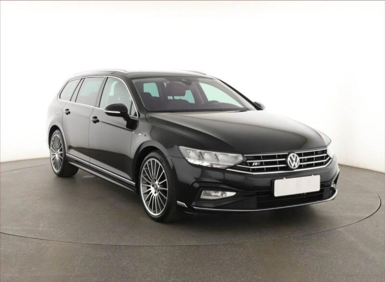 Volkswagen Passat - hlavní foto