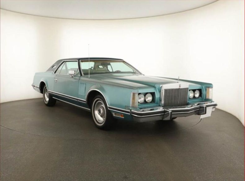 Lincoln Continental - hlavní foto