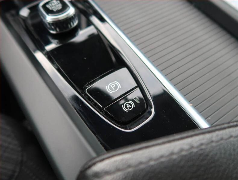 Volvo XC60 - hlavní fotka