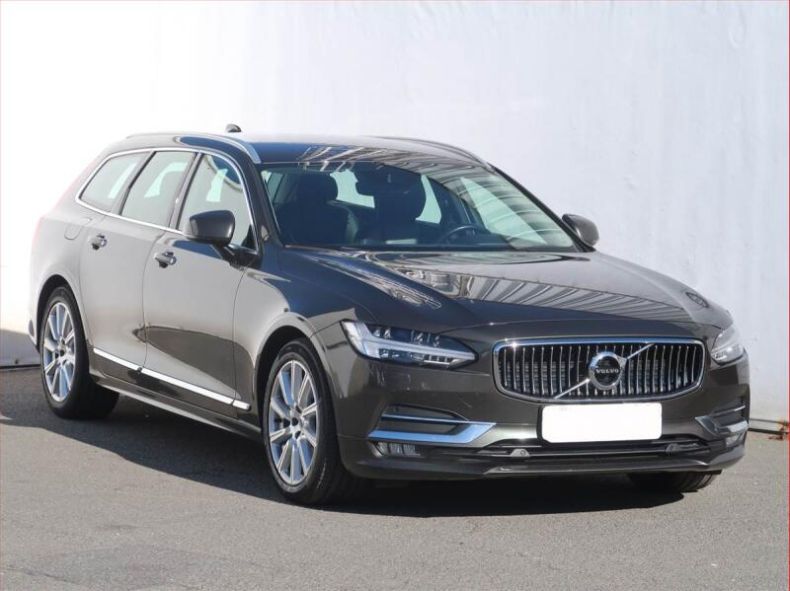 Volvo V90 - hlavní foto