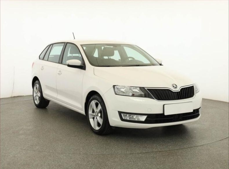 Škoda Rapid - hlavní foto