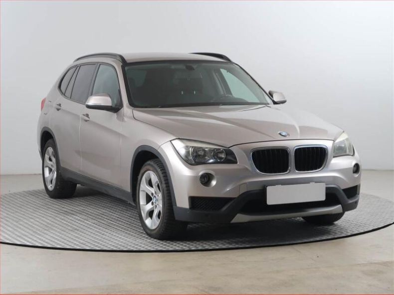 BMW X1 - hlavní foto