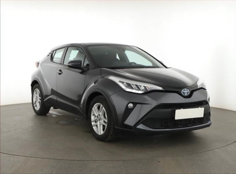 Toyota C-HR - hlavní foto