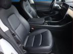 Tesla Model 3 - fotka číslo 8