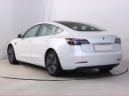 Tesla Model 3 - fotka číslo 3