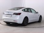 Tesla Model 3 - fotka číslo 4