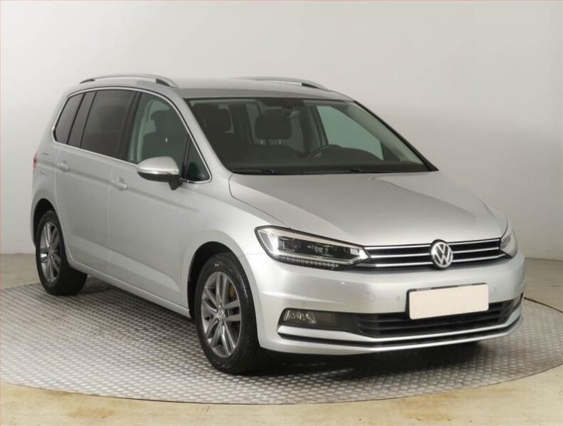 Volkswagen Touran - hlavní foto