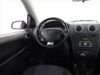 Ford Fusion - fotka číslo 6