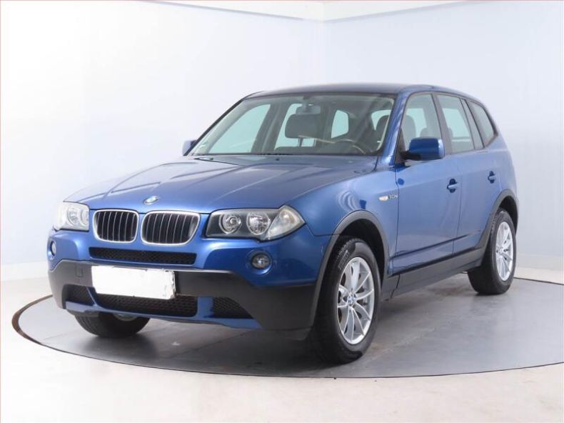 BMW X3 - hlavní fotka