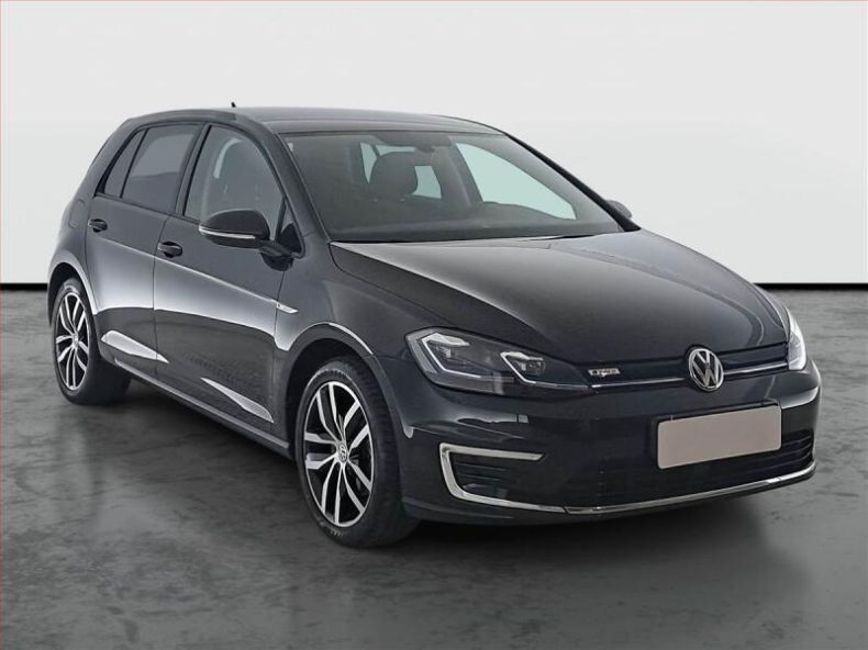 Volkswagen Golf - hlavní fotka inzerátu