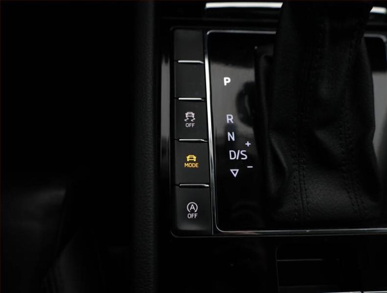 Škoda Superb - hlavní fotka