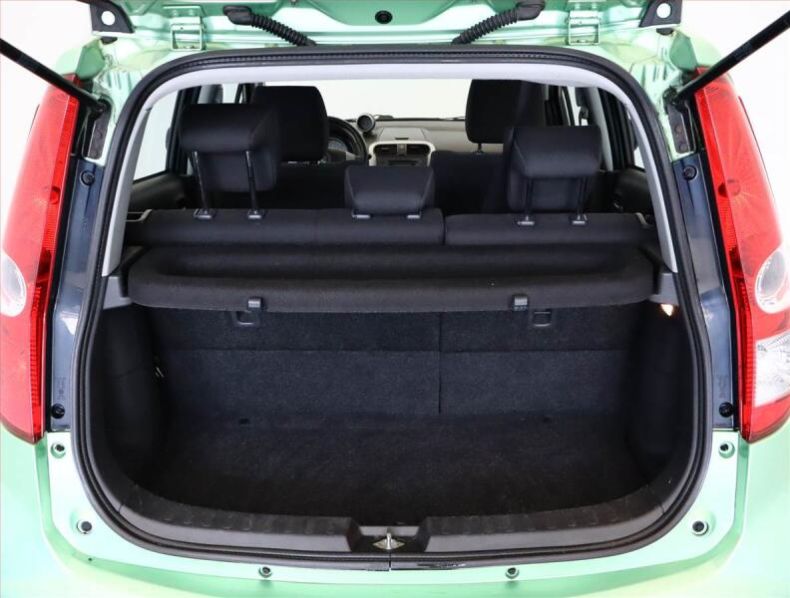 Suzuki Splash - hlavní fotka