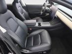 Tesla Model 3 - fotka číslo 8