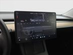 Tesla Model 3 - fotka číslo 16