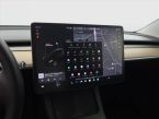 Tesla Model 3 - fotka číslo 17