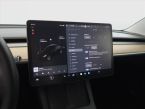 Tesla Model 3 - fotka číslo 21