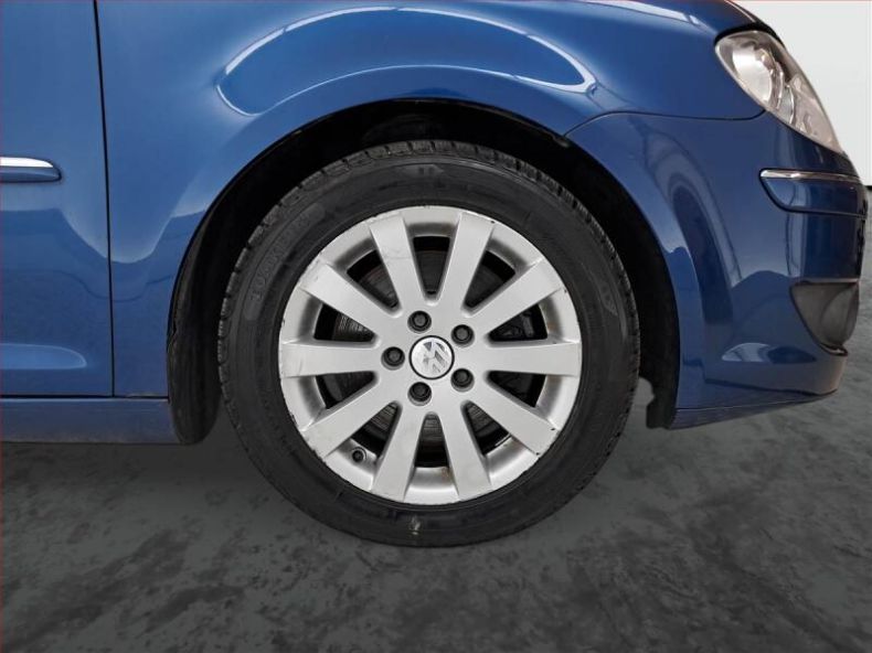 Volkswagen Touran - hlavní fotka