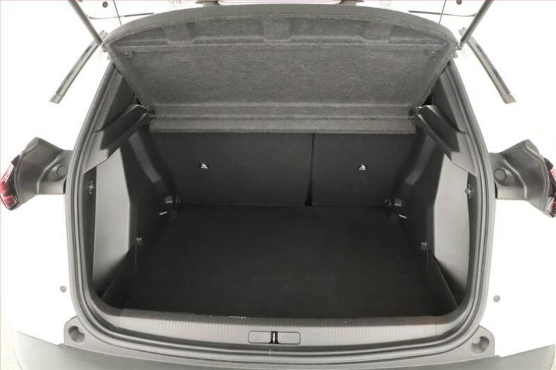 Peugeot 2008 - hlavní fotka