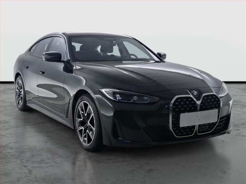 BMW Řada 4 - hlavní foto