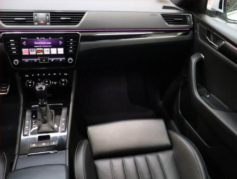 Škoda Superb - hlavní fotka