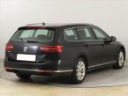Volkswagen Passat - fotka číslo 4
