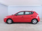 Hyundai i30 - fotka číslo 2