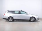 Volkswagen Passat - fotka číslo 5