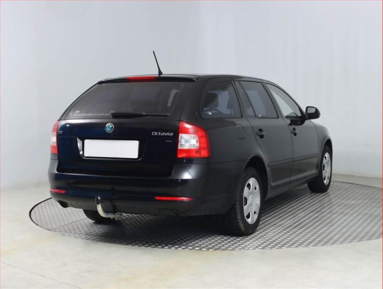 Škoda Octavia - hlavní fotka