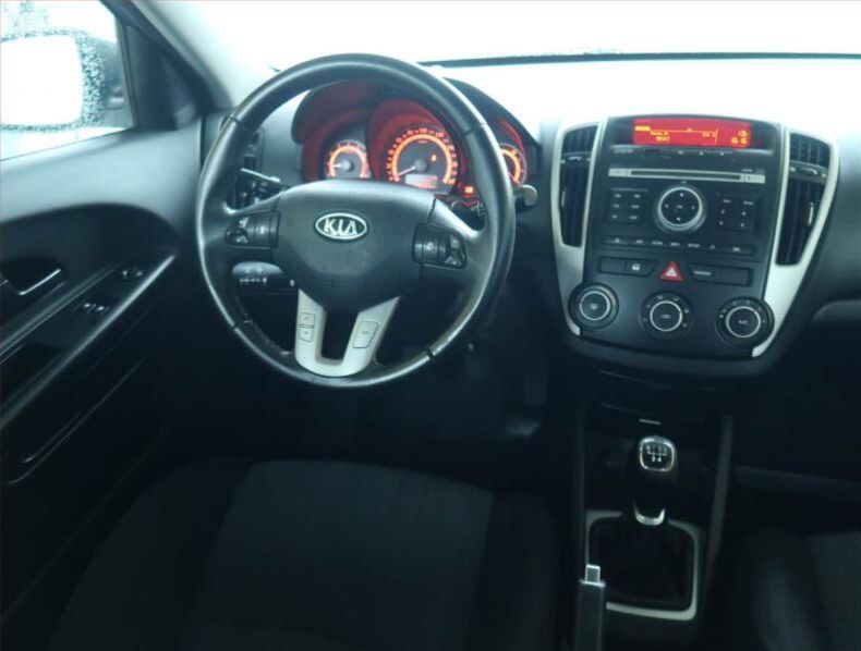 Kia Cee'd - hlavní fotka