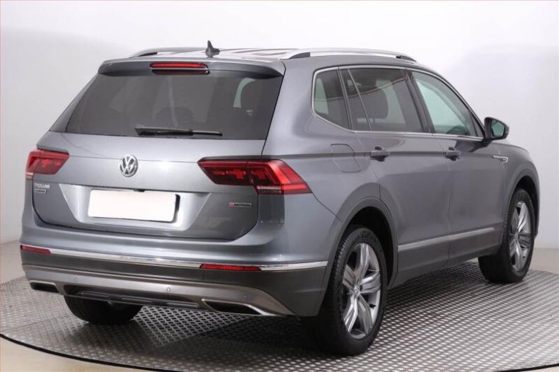 Volkswagen Tiguan - hlavní fotka
