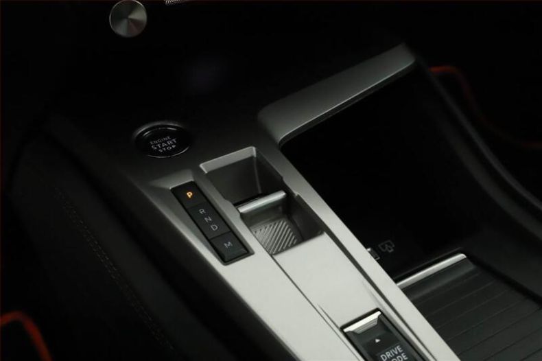 Peugeot 308 - hlavní fotka